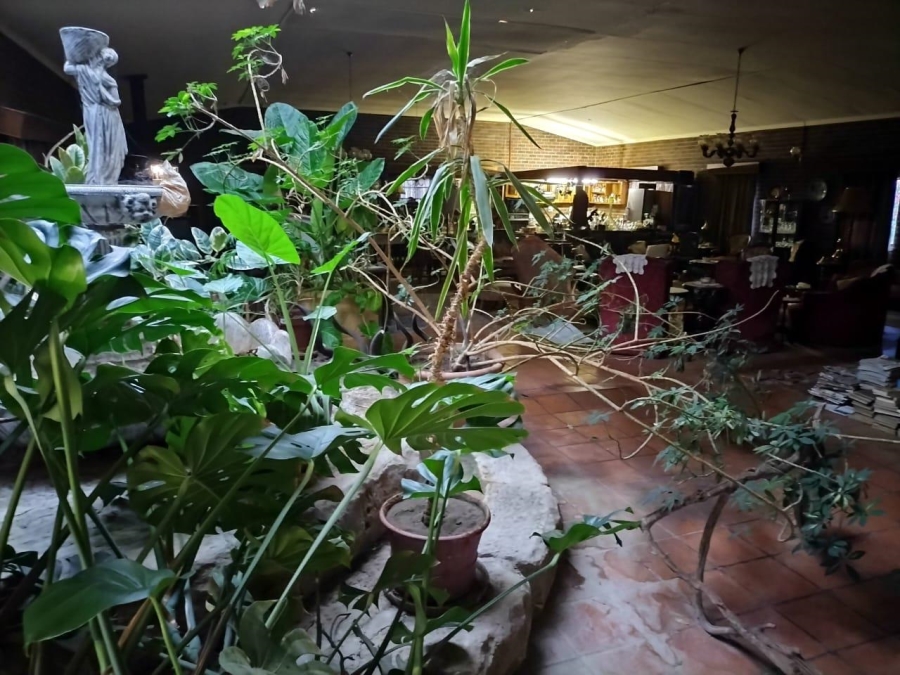 22 Bedroom Property for Sale in Tweespruit Free State